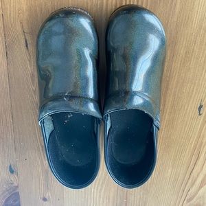 Dansko women’s “oil slick” clogs